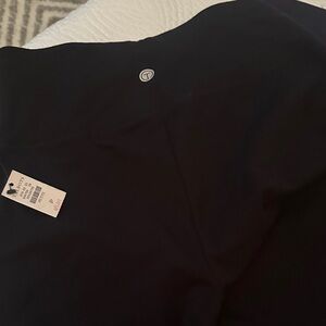 T by Talbots Black and navy blue Leggings.. Lot of 2 pair … size petite … NWT